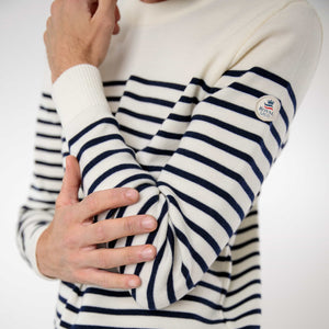 Striped sailor sweater with round neckline 