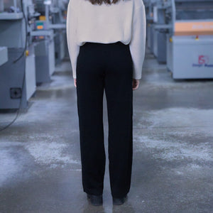 Extra fine wool pants