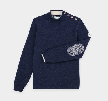 Plain sailor sweater with fancy elbow patches