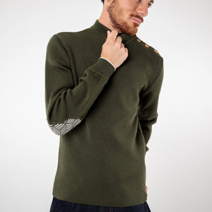 Plain sailor sweater with fancy elbow patches