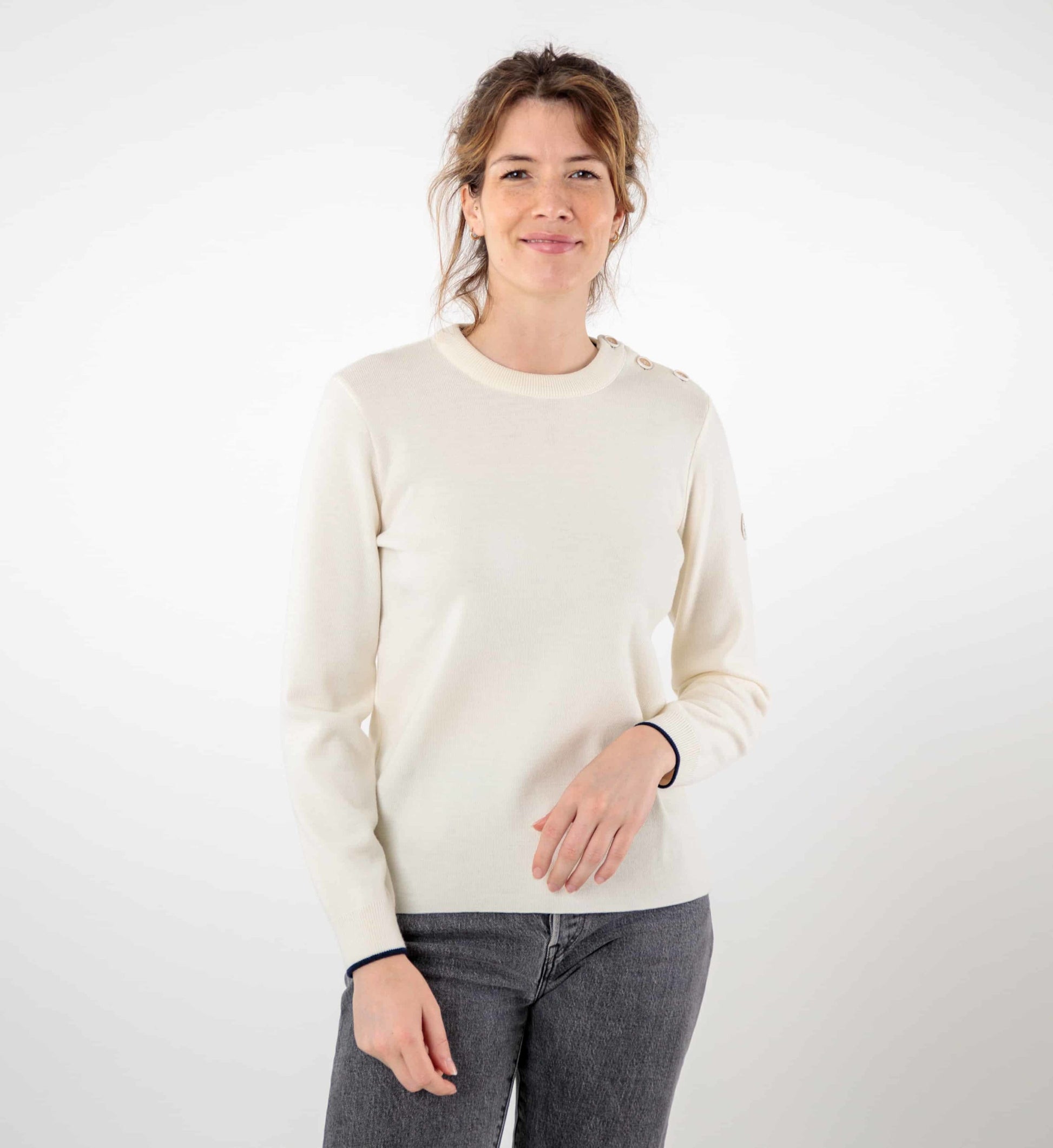 Plain sailor sweater with round neckline