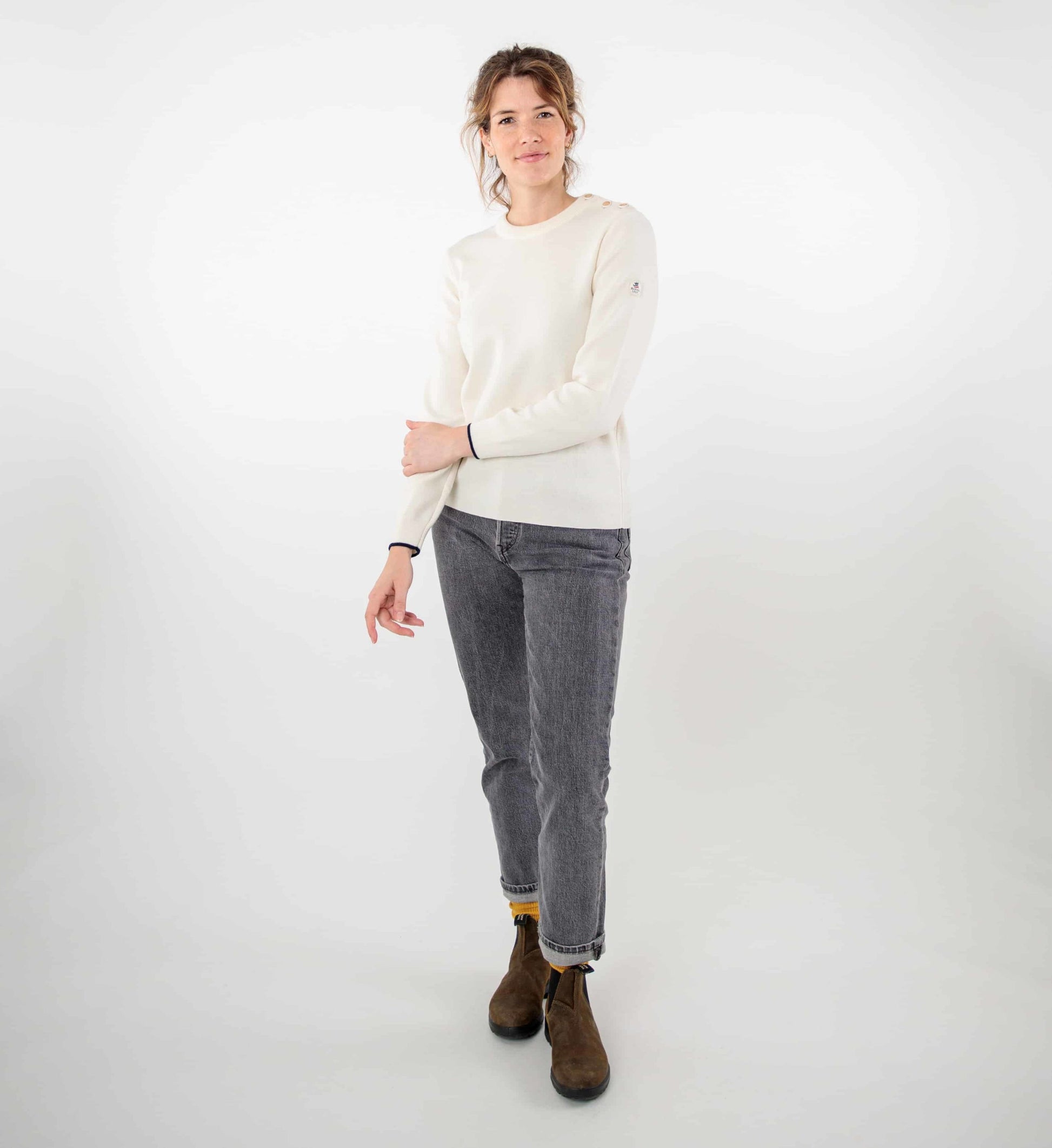 Plain sailor sweater with round neckline